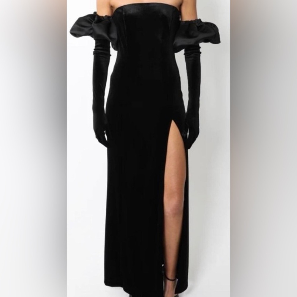 NWOT Miscreants Long Cupid Black Velvet Dress